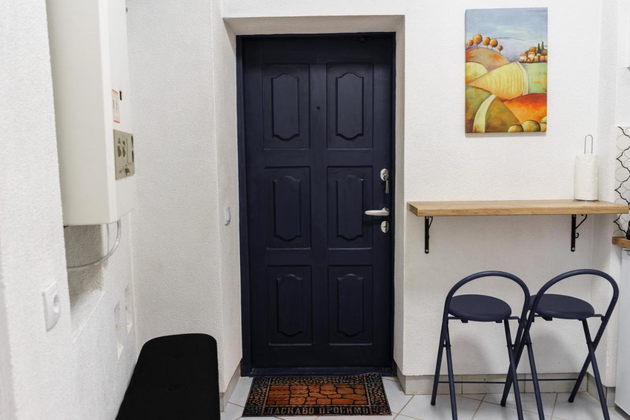Charming Apartments In The Heart Of Lviv - Valova, Nasypna Str Exterior foto