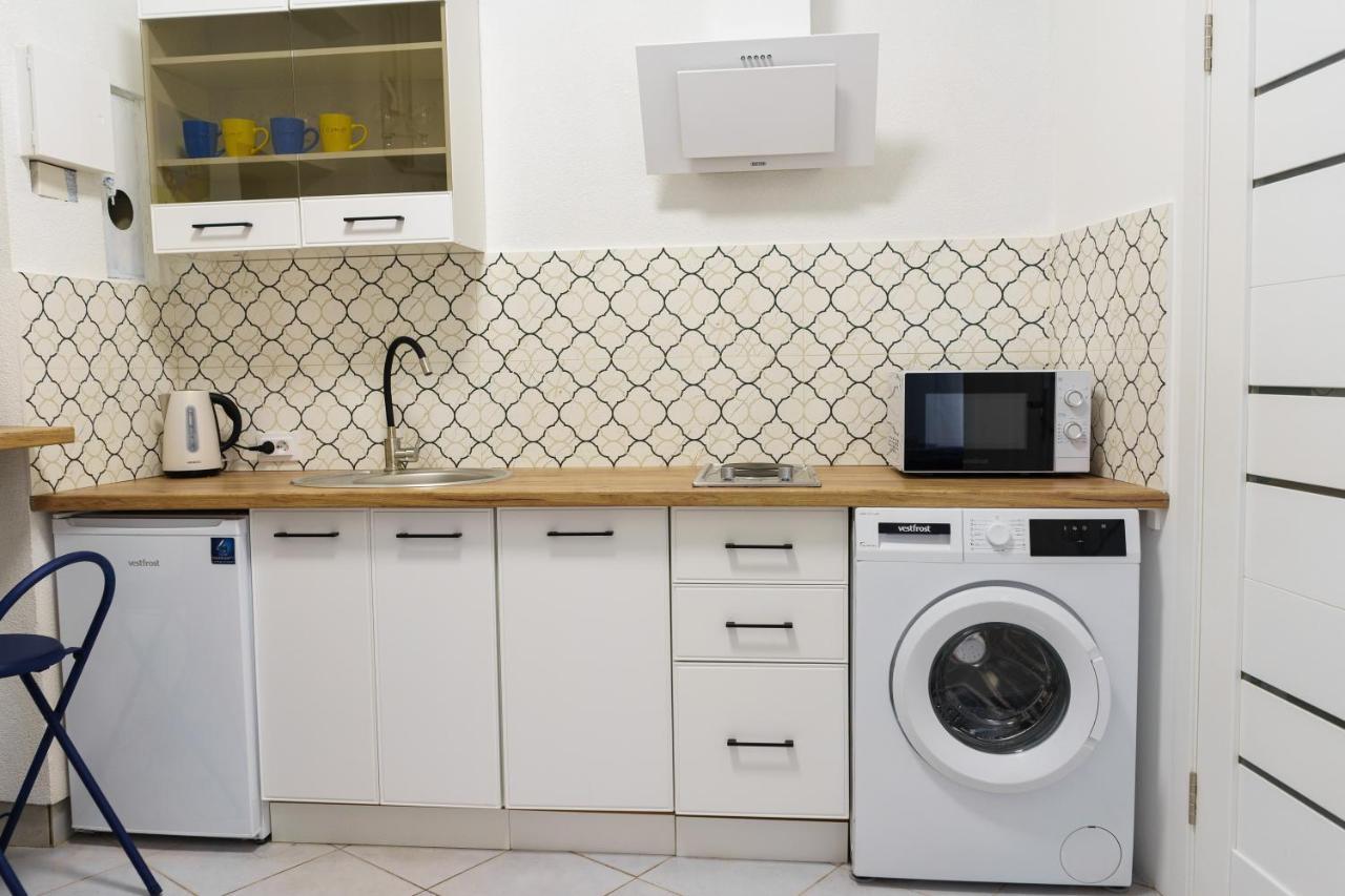 Charming Apartments In The Heart Of Lviv - Valova, Nasypna Str Exterior foto