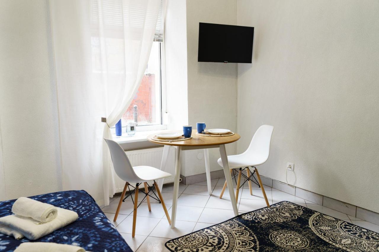 Charming Apartments In The Heart Of Lviv - Valova, Nasypna Str Exterior foto