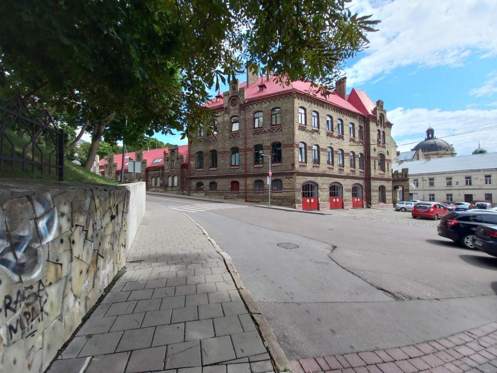 Charming Apartments In The Heart Of Lviv - Valova, Nasypna Str Exterior foto
