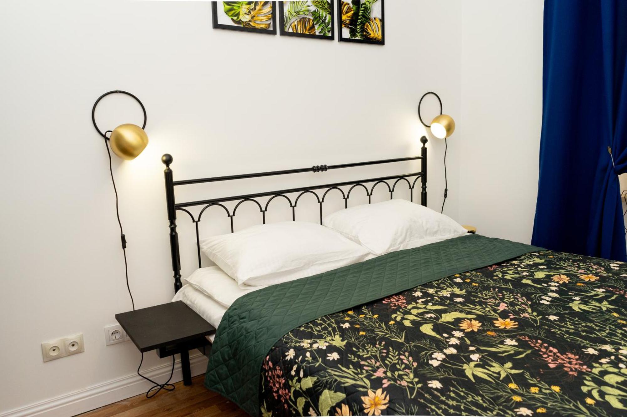 Charming Apartments In The Heart Of Lviv - Valova, Nasypna Str Exterior foto